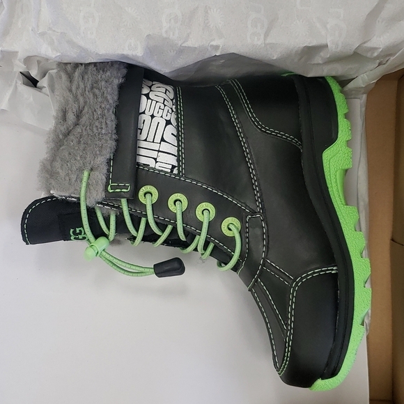 UGG Kids Butte II Cwr Snow Boot - Picture 7 of 11